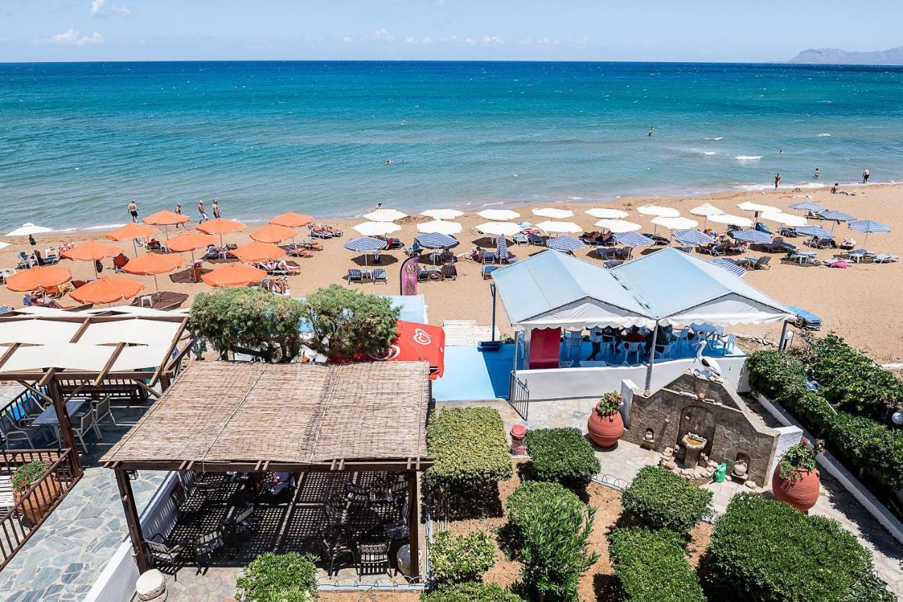 Hotel Koukouras Stalós Екстериор снимка