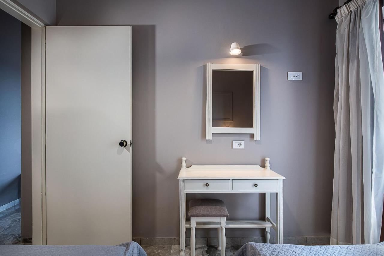 Hotel Koukouras Stalós Екстериор снимка