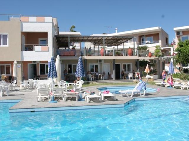 Hotel Koukouras Stalós Екстериор снимка