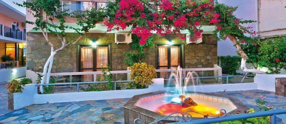 Hotel Koukouras Stalós Екстериор снимка